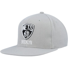 Mitchell & Ness Brooklyn Nets Side Core 2.0 Snapback Hat Gray