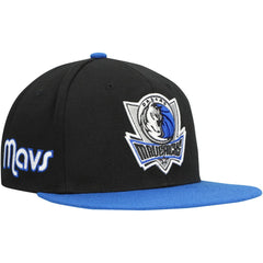 Mitchell & Ness Dallas Mavericks Side Core 2.0 Snapback Hat Black/Royal