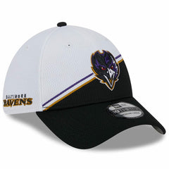 Baltimore Ravens New Era 2023 Sideline 39THIRTY Flex Hat - White/Black - NFL