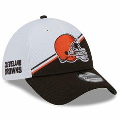 Cleveland Browns New Era 2023 Sideline 39THIRTY Flex Hat - White/Brown - NFL