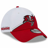 Tampa Bay Buccaneers New Era 2023 Sideline 39THIRTY Flex Hat - White/Red - NFL