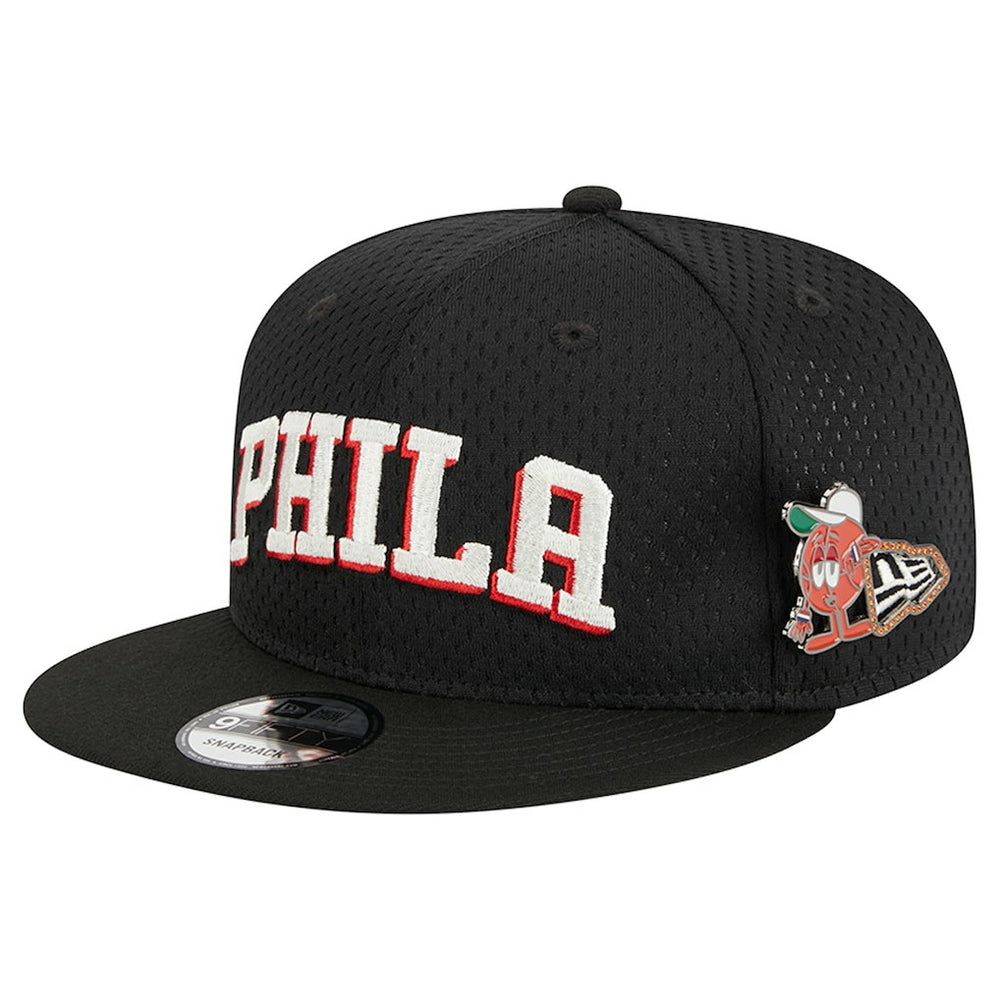 New Era Philadelphia 76ers Post-Up Pin Mesh 9FIFTY Snapback Hat Black
