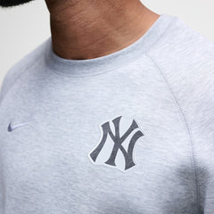 New York Yankees Nike Tech Fleece Raglan Sweatshirt Outlet