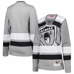 Las Vegas Raiders Women's Big Face 7.0 Long Sleeve Jersey T-Shirt - Silver - Mitchell & Ness