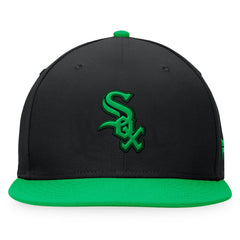 Chicago White Sox Fanatics Lucky Snapback Hat Near Me