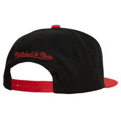 Chicago Blackhawks Mitchell & Ness Core Team Ground 2.0 Snapback Hat - Black | NHL Clearance
