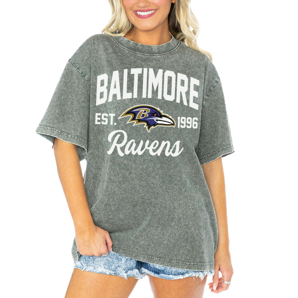 Baltimore Ravens Gameday Couture Women's Tackle Titan Boyfriend Washed T-Shirt - Gray - NFL