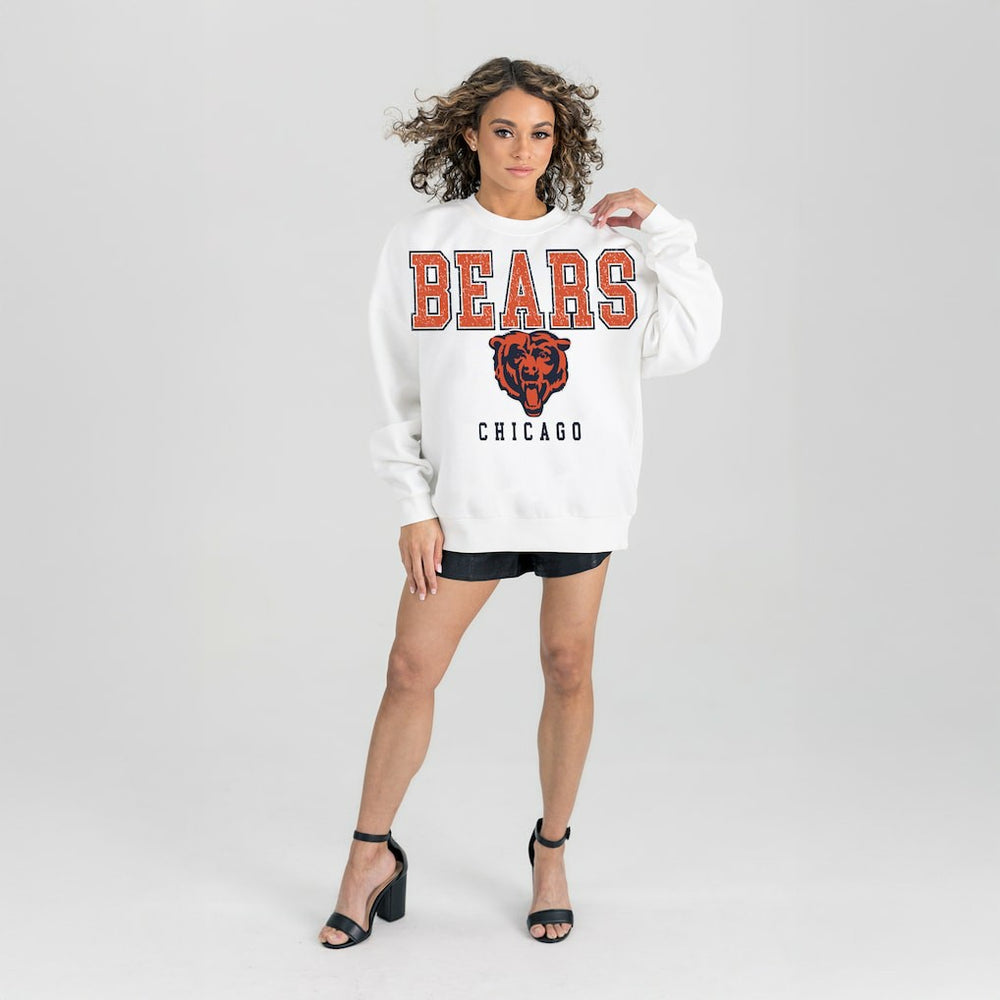 Chicago Bears Gameday Couture Women's Sunday Drives Oversized Crewneck Pullover Sweatshirt – White - NFL