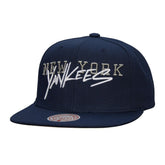 New York Yankees Mitchell & Ness Team Tagged Snapback Hat Online