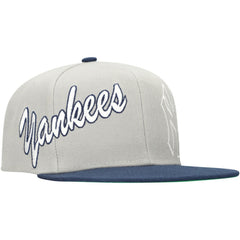New York Yankees Mitchell & Ness Knock Out Panel Snapback Hat for sale