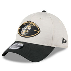 New Orleans Saints New Era 2024 Sideline Historic 39THIRTY Flex Hat - Stone/Black - NFL