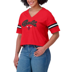 Chicago Bulls WEAR by Erin Andrews Women's Color Block Boxy V-Neck T-Shirt Red