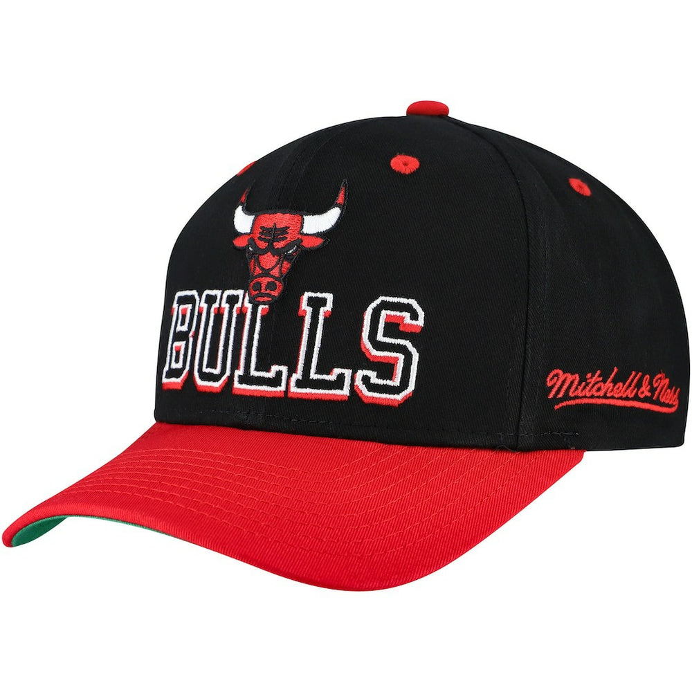 Mitchell & Ness Chicago Bulls Backside Script 2-Tone Pro Crown Adjustable Hat Black/Red