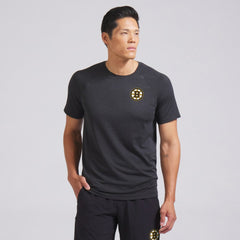 Boston Bruins lululemon Metal Vent Tech Short-Sleeve Shirt - Graphite Grey | NHL near me