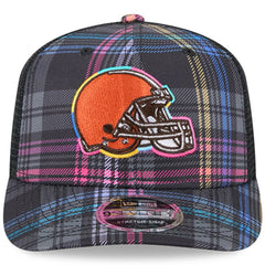 Cleveland Browns New Era 2024 NFL Crucial Catch Plaid 9SEVENTY Trucker Snapback Hat - Black - NFL