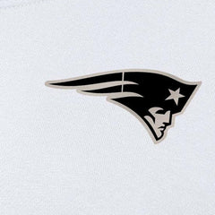 New England Patriots Antigua Women's Victory Pullover Sweatshirt - White - NFL