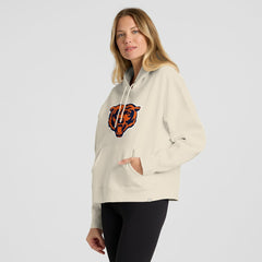 Chicago Bears Women's Dove Legacy Pullover Hoodie - Cream - Fanatics