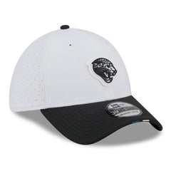Jacksonville Jaguars New Era 2025 NFL Training Camp Throwback Logo 39THIRTY Flex Hat - White/Black - NFL