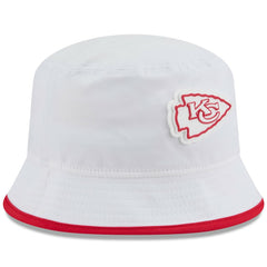 Kansas City Chiefs New Era 2025 NFL Training Camp Stretch Bucket Hat - White - NFL