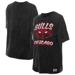 New Era Chicago Bulls Women's Throwback Mineral Wash Oversized T-Shirt Black