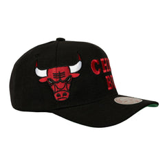 Mitchell & Ness Chicago Bulls Busted Logo Wordmark Wrap-Around Pro Pinch Adjustable Hat Black