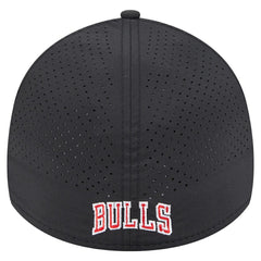 New Era Chicago Bulls Featherweight Poly Rope Flex 39Thirty Hat Black