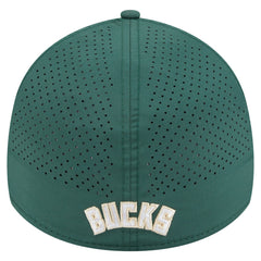 New Era Milwaukee Bucks Featherweight Poly Rope Flex 39Thirty Hat Hunter Green