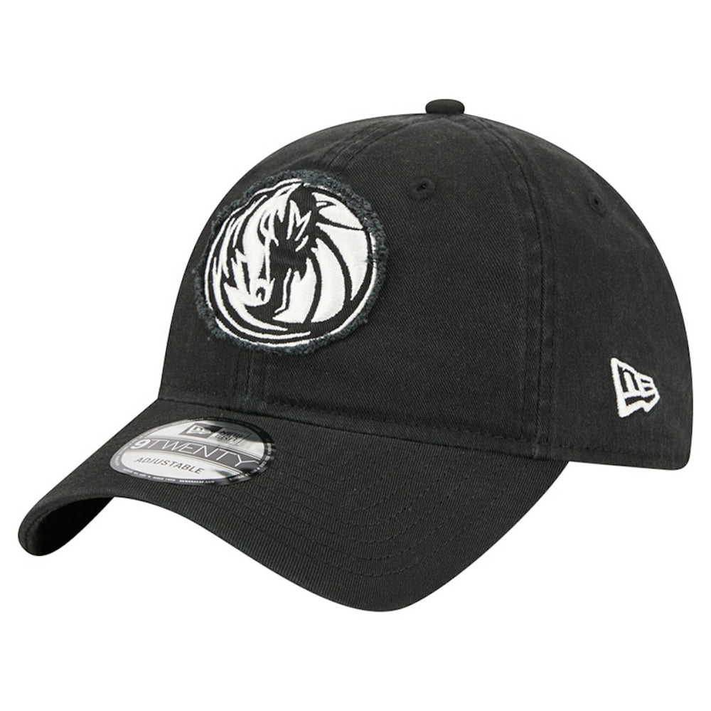 New Era Dallas Mavericks Stamp Fabric Applique 9TWENTY Adjustable Hat Black