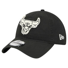 New Era Chicago Bulls Stamp Fabric Applique 9TWENTY Adjustable Hat Black