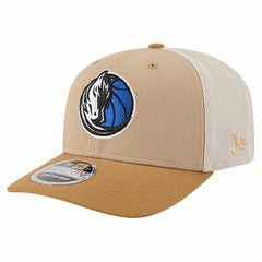 New Era Dallas Mavericks Two-Tone 9SEVENTY Adjustable Trucker Hat Tan/Light Brown