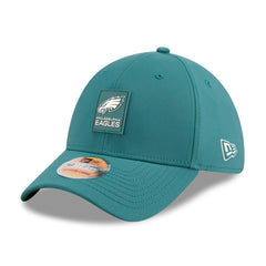 Philadelphia Eagles New Era 2025 Sideline 39THIRTY Flex Hat - Midnight Green - NFL