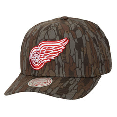 Detroit Red Wings Mitchell & Ness Hidden Camo Pro Crown Adjustable Hat - Camo | NHL Clearance