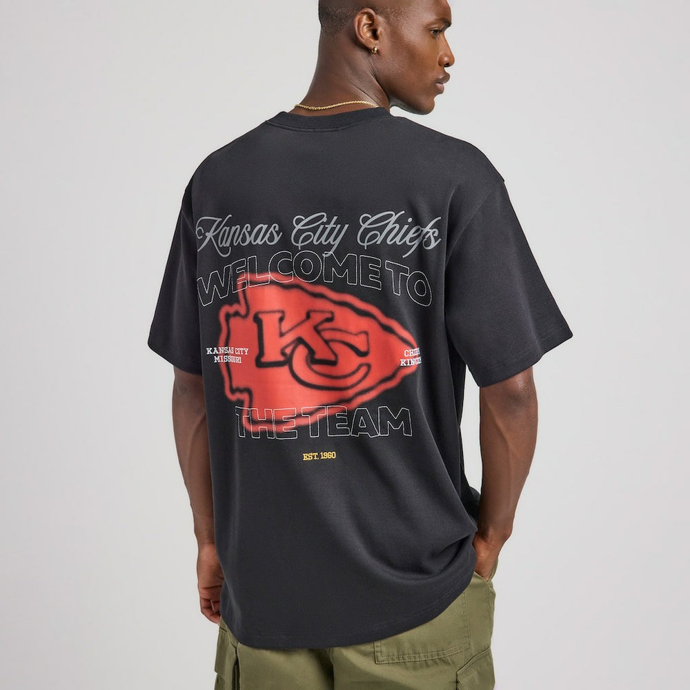 Kansas City Chiefs Off Season x NFL Unisex Graphic T-Shirt - Black - NFL