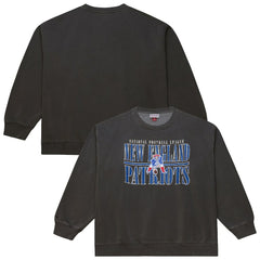 New England Patriots Downtown Crew Vintage Logo Sweatshirt - Black - Mitchell & Ness
