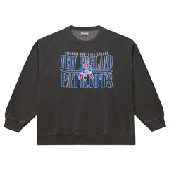 New England Patriots Downtown Crew Vintage Logo Sweatshirt - Black - Mitchell & Ness