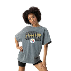 Pittsburgh Steelers Gameday Couture Women's Peak Performance Oversized Snow Wash T-Shirt - Gray - NFL