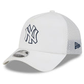 New York Yankees New Era 2026 Batting Practice Apex 9FORTY Adjustable Trucker Hat for sale