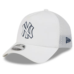 New York Yankees New Era 2026 Batting Practice Apex 9FORTY Adjustable Trucker Hat for sale