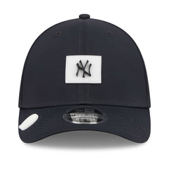 New York Yankees New Era 2026 Clubhouse M-Crown 39THIRTY Flex Hat for sale