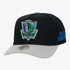 Mitchell & Ness Dallas Mavericks Hardwood Classics Legendary Away Pro-Pinch Adjustable Hat Black