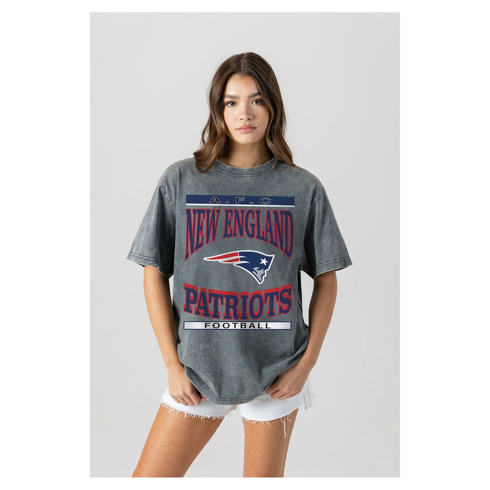New England Patriots Gameday Couture Women's Oversized Classic Grind Washed T-Shirt - Gray - NFL