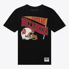 Tampa Bay Buccaneers Women's Team Dynamic Boyfriend T-Shirt - Black - Mitchell & Ness