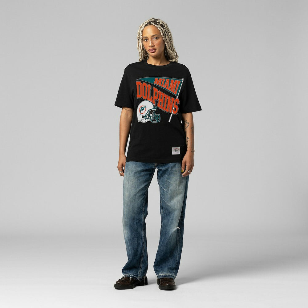 Miami Dolphins Women's Team Dynamic Boyfriend T-Shirt - Black - Mitchell & Ness