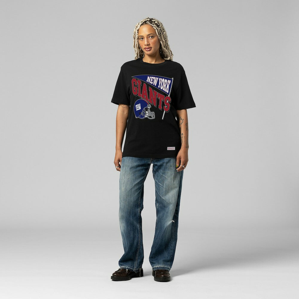 New York Giants Women's Team Dynamic Boyfriend T-Shirt - Black - Mitchell & Ness