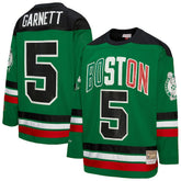 Mitchell & Ness Kevin Garnett Boston Celtics Unisex Maxxed Out Fashion Hockey Jersey Kelly Green