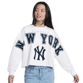 New York Yankees G-III 4Her by Carl Banks Women's Bleachers Cropped Pullover Sweatshirt Outlet