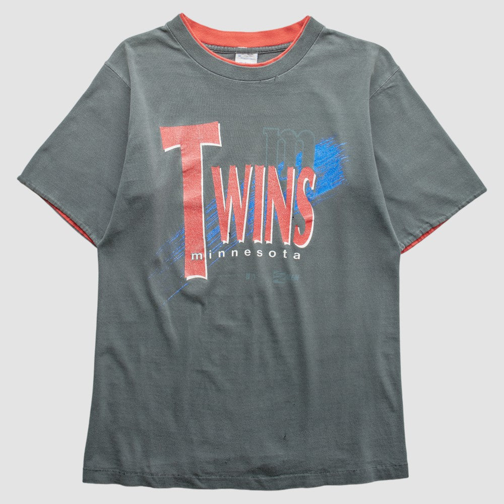 Minnesota Twins Salem 90s T-shirt Near Me