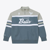 Mitchell & Ness Chicago Bulls Thunderstorm Head Coach Quarter-Zip Jacket Blue