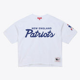New England Patriots Women's Head Coach Cropped T-Shirt - White - Mitchell & Ness