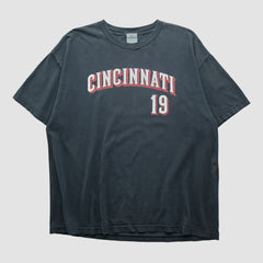 Cincinnati Reds Genuine Merchandise 2000s T-shirt Sale